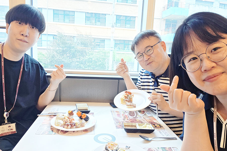 이안, 릴리와 함께하는 존의 식탁!​