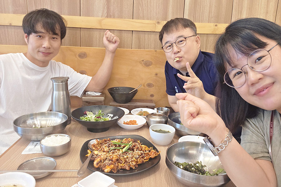 데미안, 릴리와 함께하는 존의 식탁!
