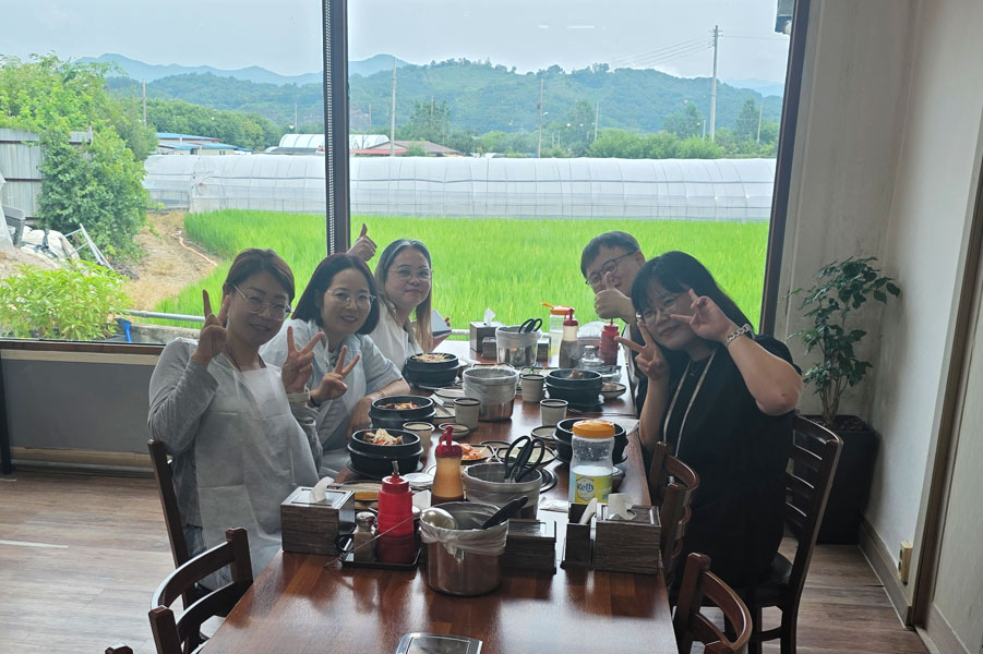 아리사, 라라, 말루, 릴리와 함께하는 존의 식탁!
