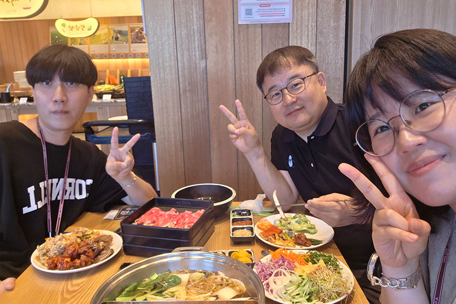 이안, 릴리와 함께하는 존의 식탁!
